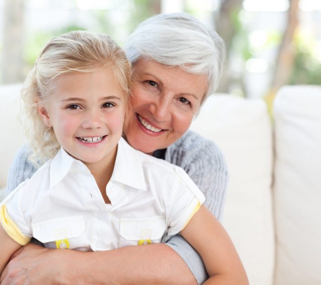 Huit phrases à utiliser quotidiennement avec l’enfant pour l’aider à se développer positivement