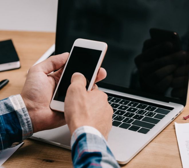 La cyberdépendance et le phubbing, fléaux du XXIe siècle