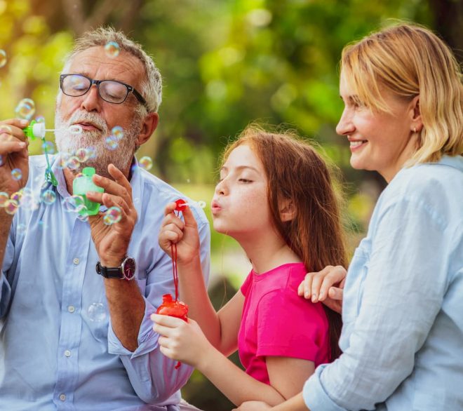 Les essentiels de l’été pour grands-parents avisés